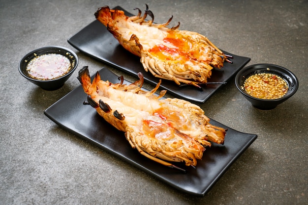 Grilled Fresh Giant River Prawn