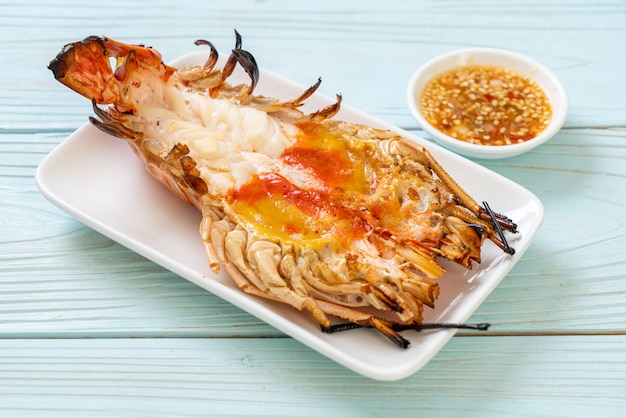 Grilled Fresh Giant River Prawn