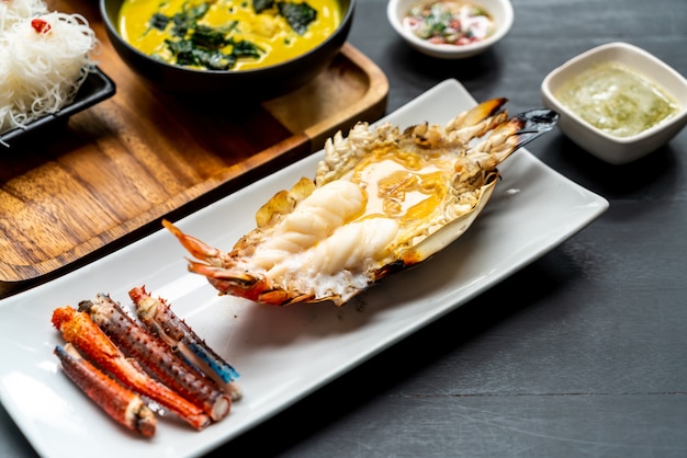 grilled giant river prawn