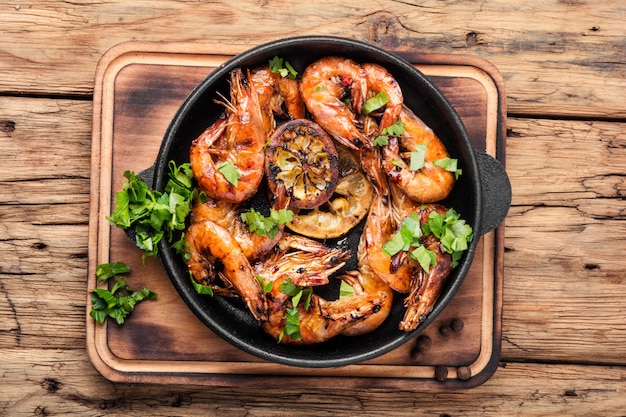 Grilled large prawns