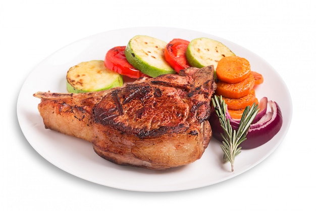 Grilled meat with vegetables 