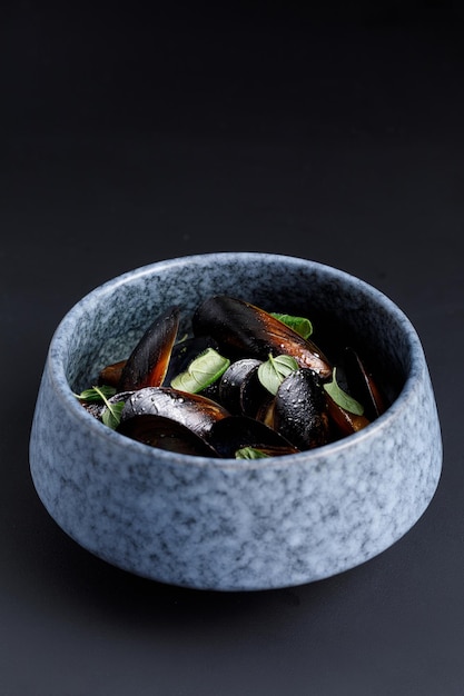 Photo grilled mussels