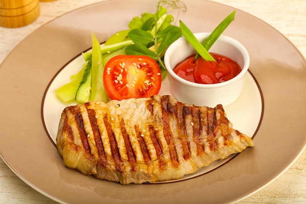 Grilled pork cutlet