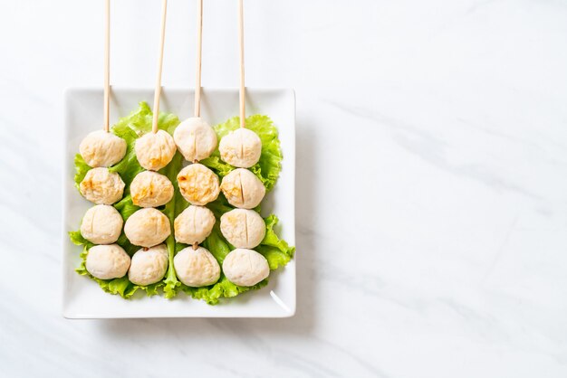 grilled pork meatballs with sweet chili sauce