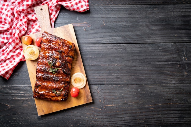 Grilled pork ribs