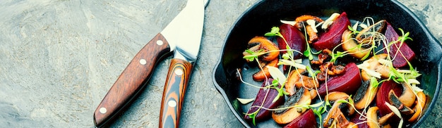 Grilled salad with beets and mushrooms