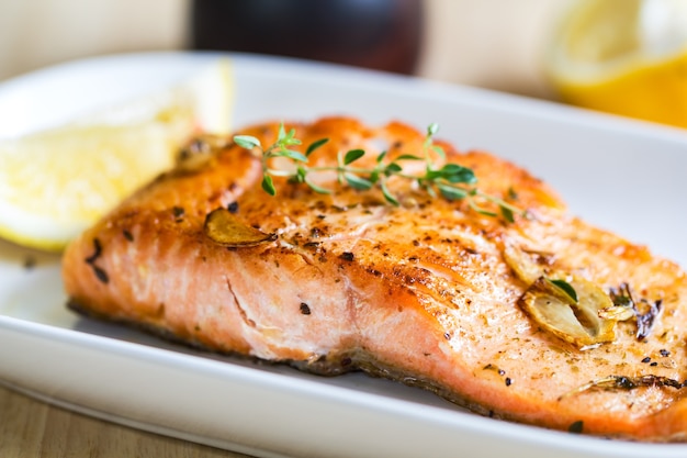 grilled salmon with garlic and herb by lemon