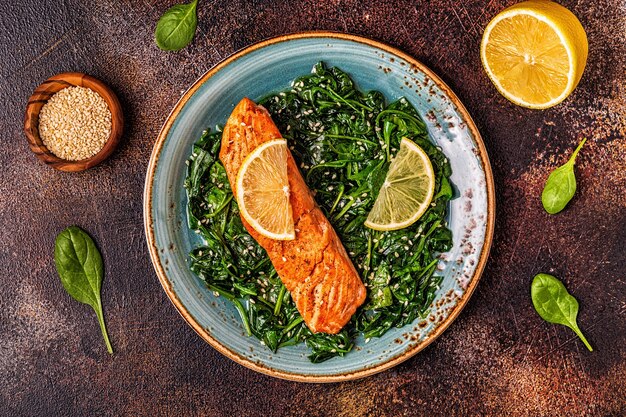 Grilled salmon with spinach