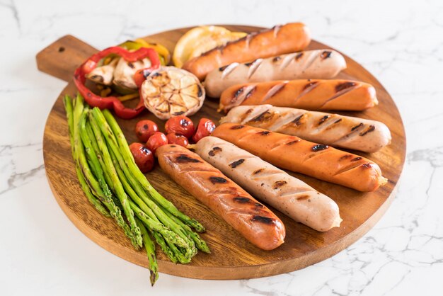 grilled sausage with vegetable