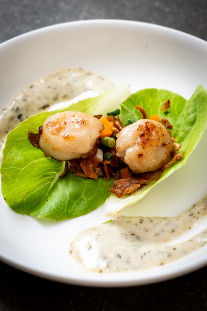 grilled scallops shell 