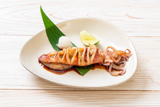 grilled squid with teriyaki sauce