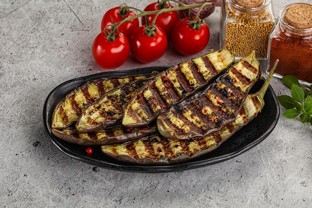 Grilled tasty ripe eggplant slice