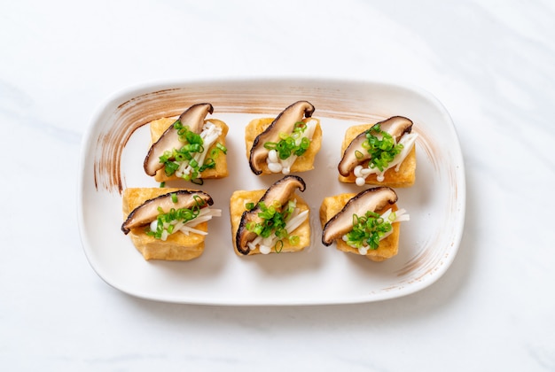 Grilled Tofu with Shitake Mushroom and Golden Needle Mushroom