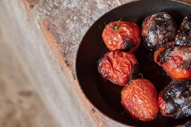 Photo grilled tomatoes