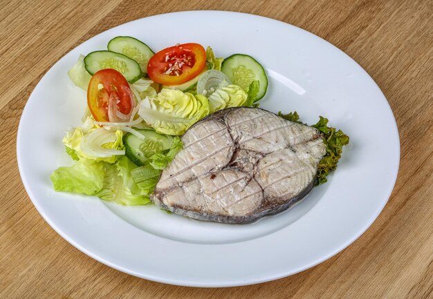 구운 참치 스테이크