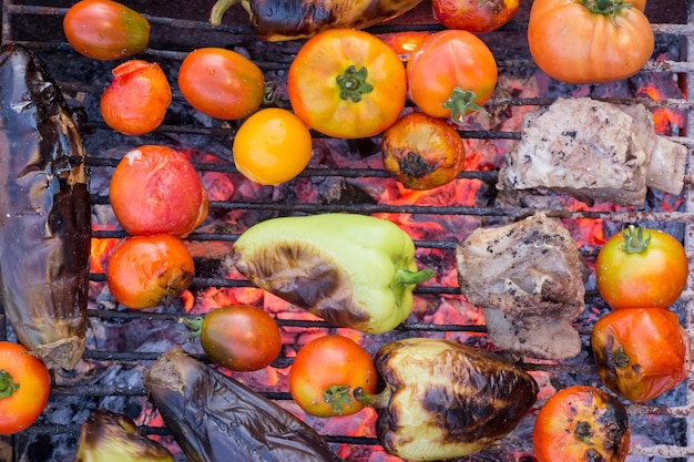 Grilled vegatables on the fire