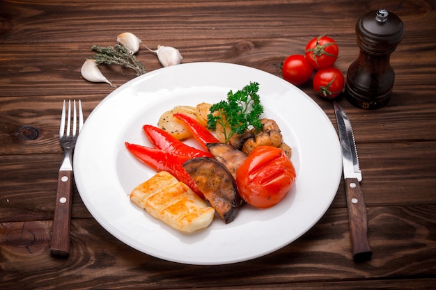 Grilled vegetables with spices and seasoning