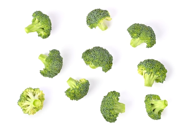 Groene Broccoli geïsoleerd op een witte achtergrond bovenaanzicht