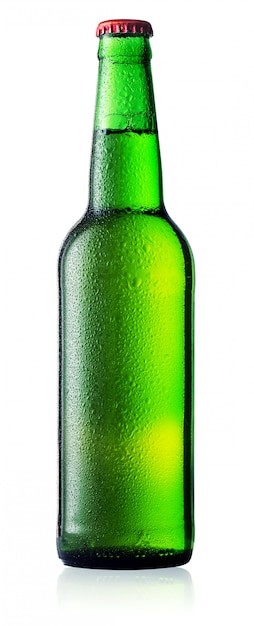 Foto groene flesje bier met druppels