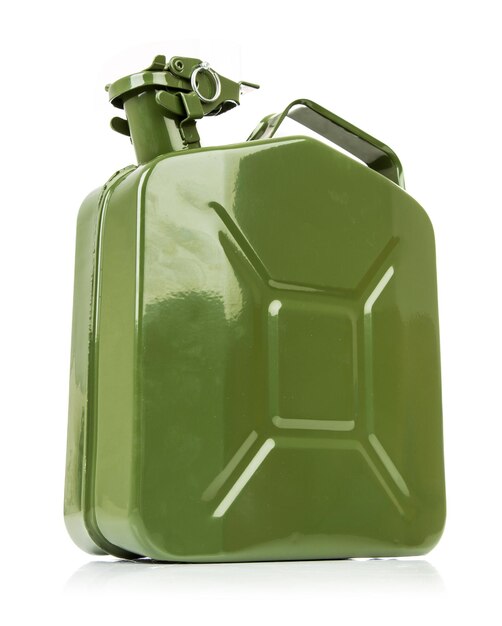 Groene jerrycan geïsoleerd op witte achtergrond