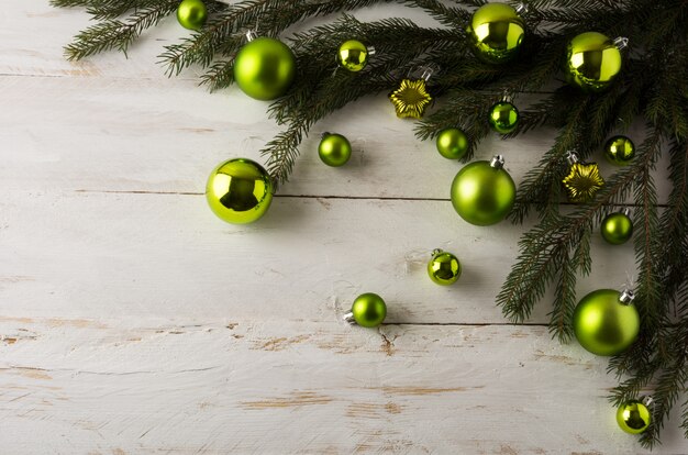 Groene kerstballen decoratie