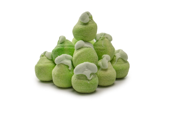 Groene marshmallow snoep geïsoleerd op witte achtergrond