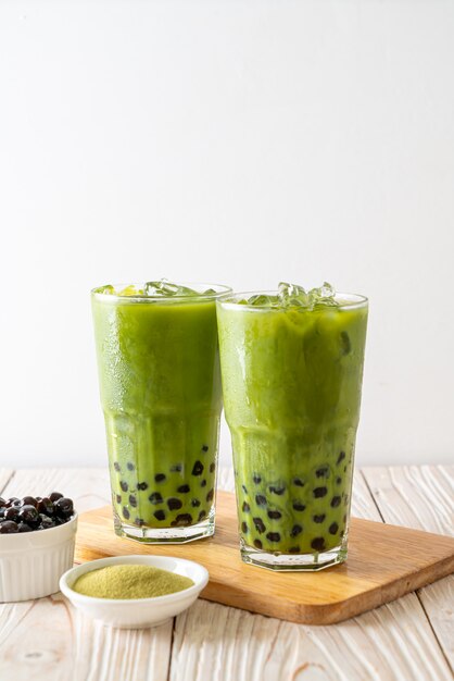 groene thee latte met bubbel