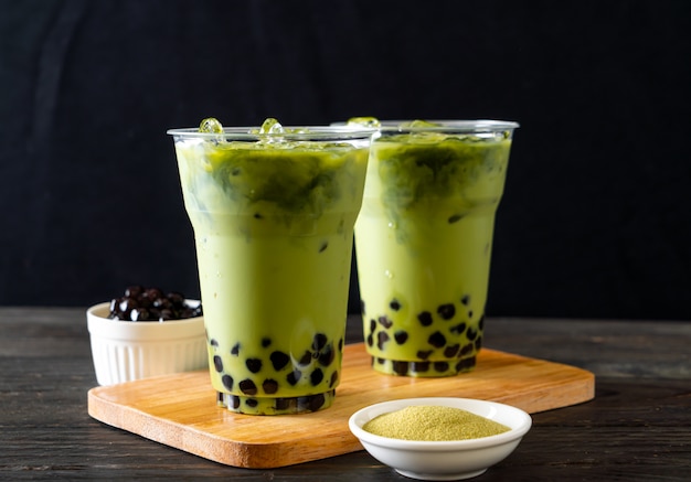 groene thee latte met bubbel