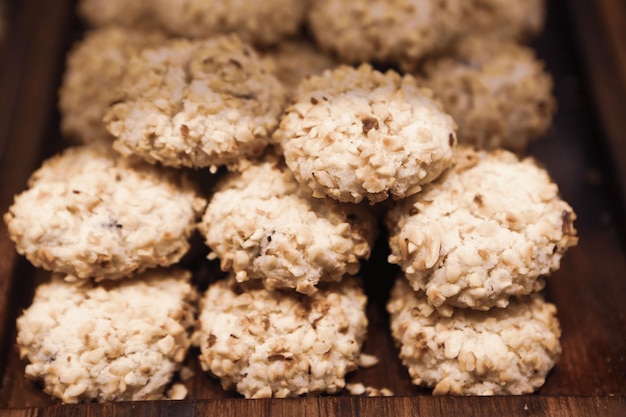 Groep geassorteerde koekjes Chocoladeschilfers havermout rozijnen witte chocolade