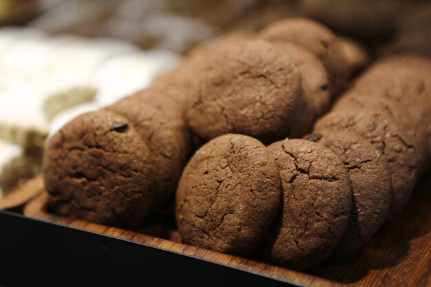 Groep geassorteerde koekjes Chocoladeschilfers havermout rozijnen witte chocolade