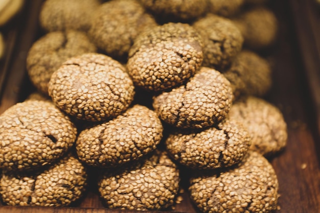 Groep geassorteerde koekjes Chocolate chip havermout rozijnen witte chocolade