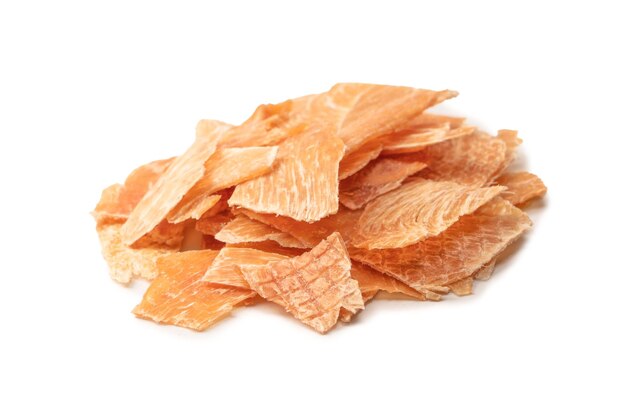 Groep smakelijke biersnacks Gedehydrateerde plakjes kippenvlees