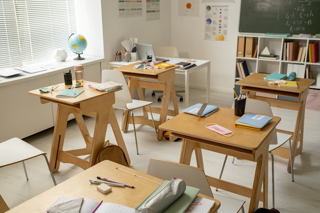 Groep werkplekken van middelbare scholieren