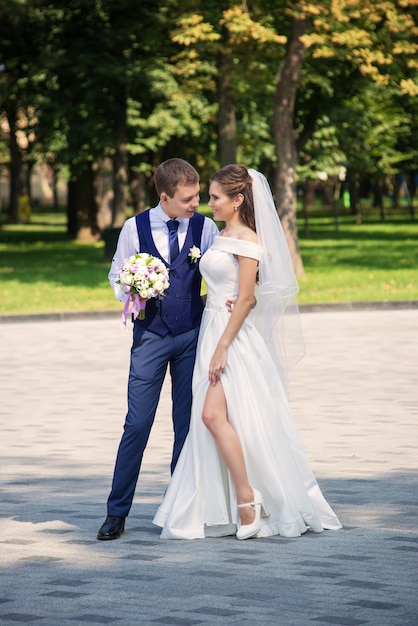 groom and bride on wedding day