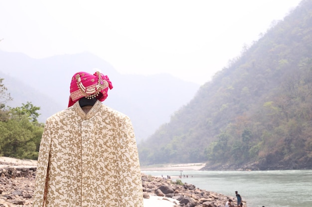 groom suit on the beach side