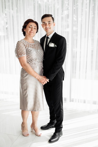 Groom with mom