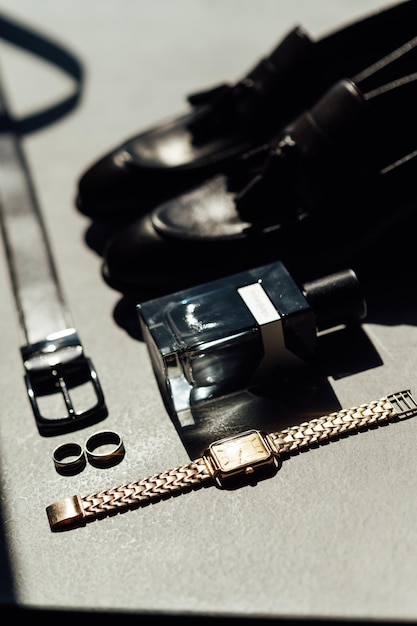 grooms accessories for a wedding smoke adds authenticity to a photo