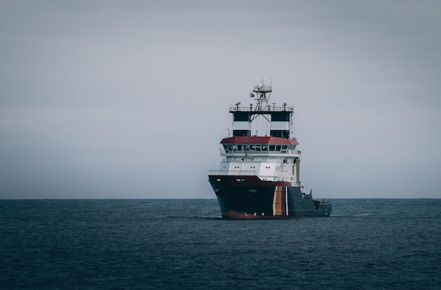 groot schip in de Noordzee Duitsland