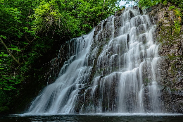 Grote waterval in hokkaido japan