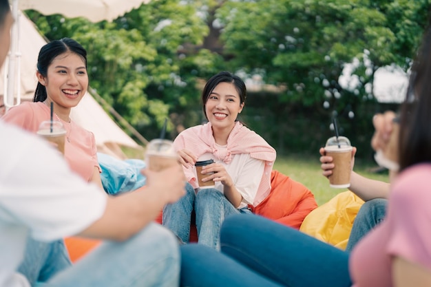 Photo group asian people picnic outside