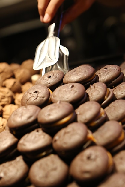 Группа ассорти из печенья Шоколадная крошка овсяная каша с изюмом белый шоколад