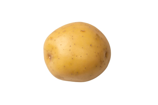 Группа свежего вкусного картофеля на белом фоне