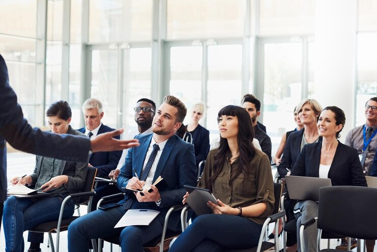 Photo group of people in office
