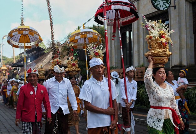 Photo group of people in temple