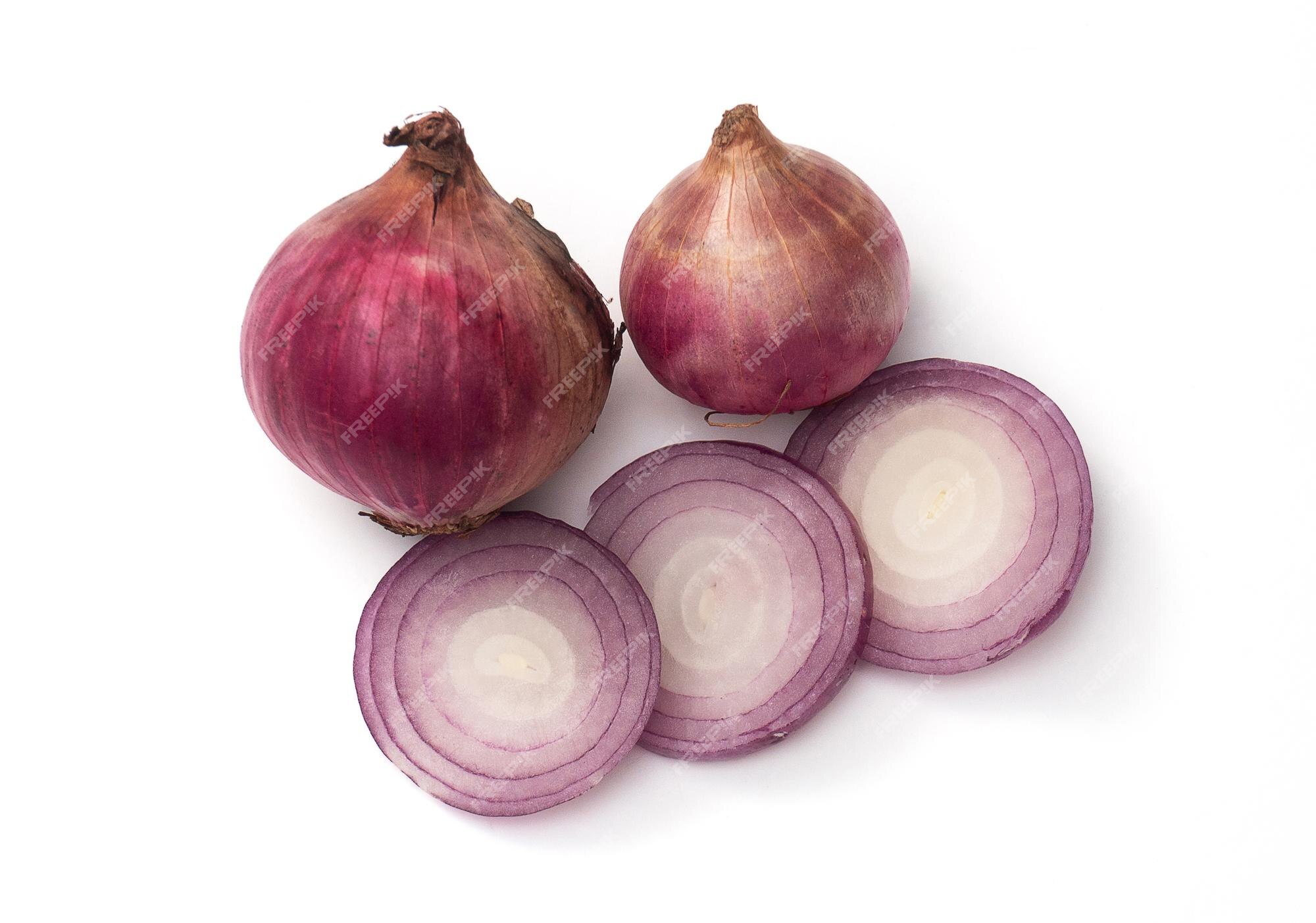 Shallots or Red Onion in a white bowl 18774501 Stock Photo at Vecteezy