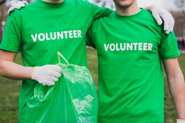 Photo group of volunteers in nature