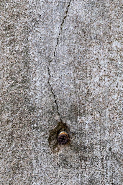 Grung wall cracked because of nail shallow focus.