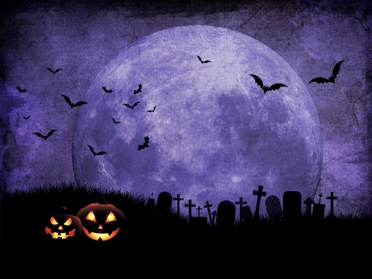 Foto grunge halloween-achtergrond met kerkhof tegen maanbeschenen hemel