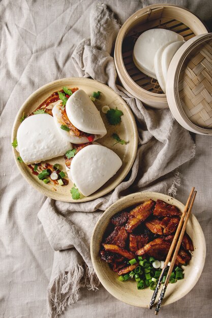 Gua bao buns with pork