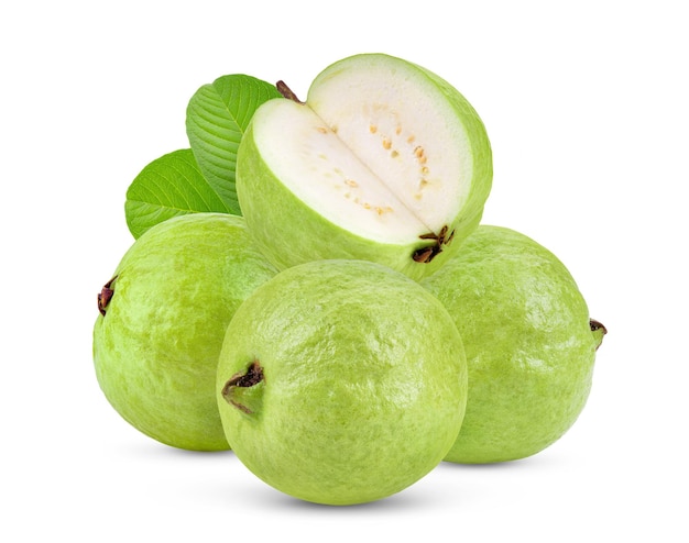 Frutto di guava isolato su sfondo bianco